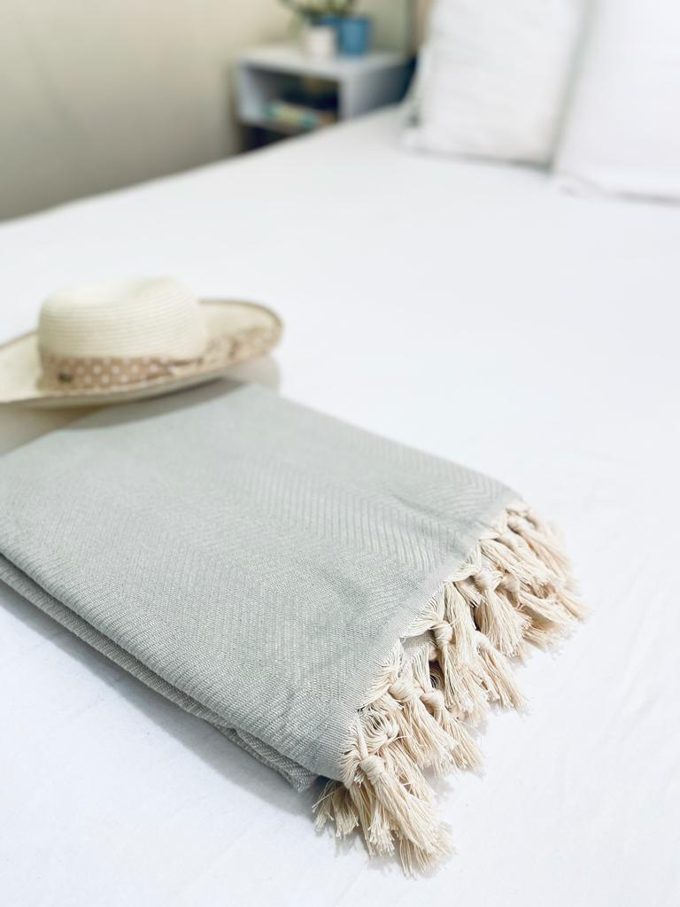Plaid Ayvalik en coton tissé – Douceur naturelle